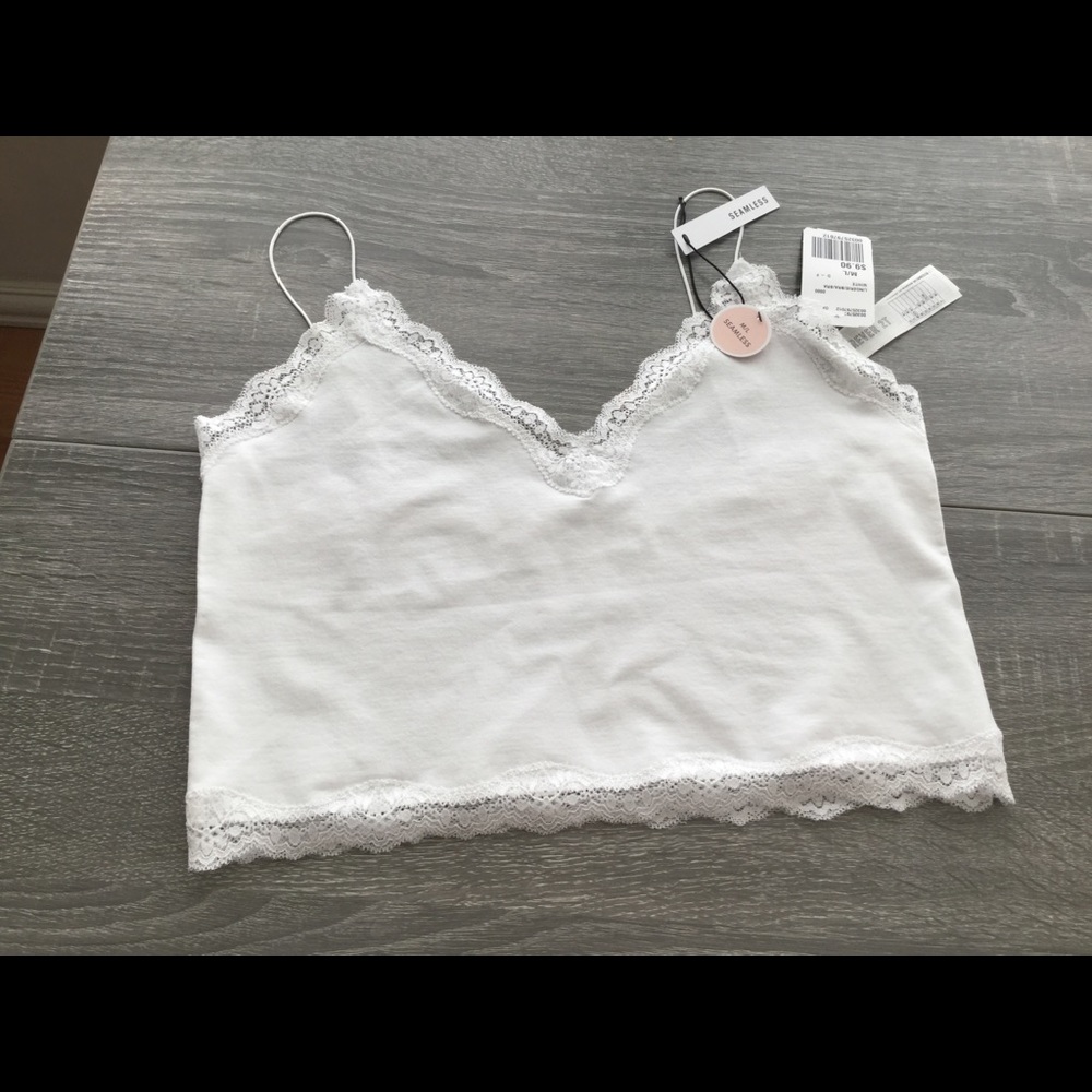 NWT seamless stretch bralette